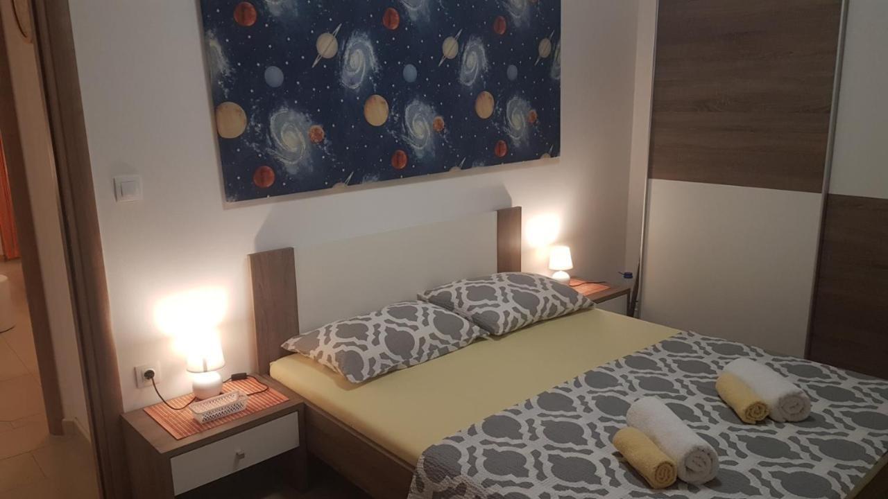 Apartment Orange Brist Pula Eksteriør billede