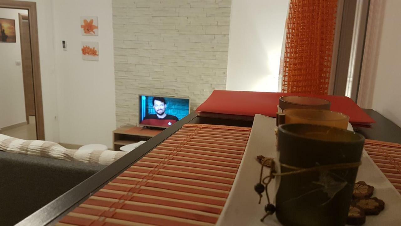 Apartment Orange Brist Pula Eksteriør billede